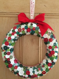 handmade-button-wreath
